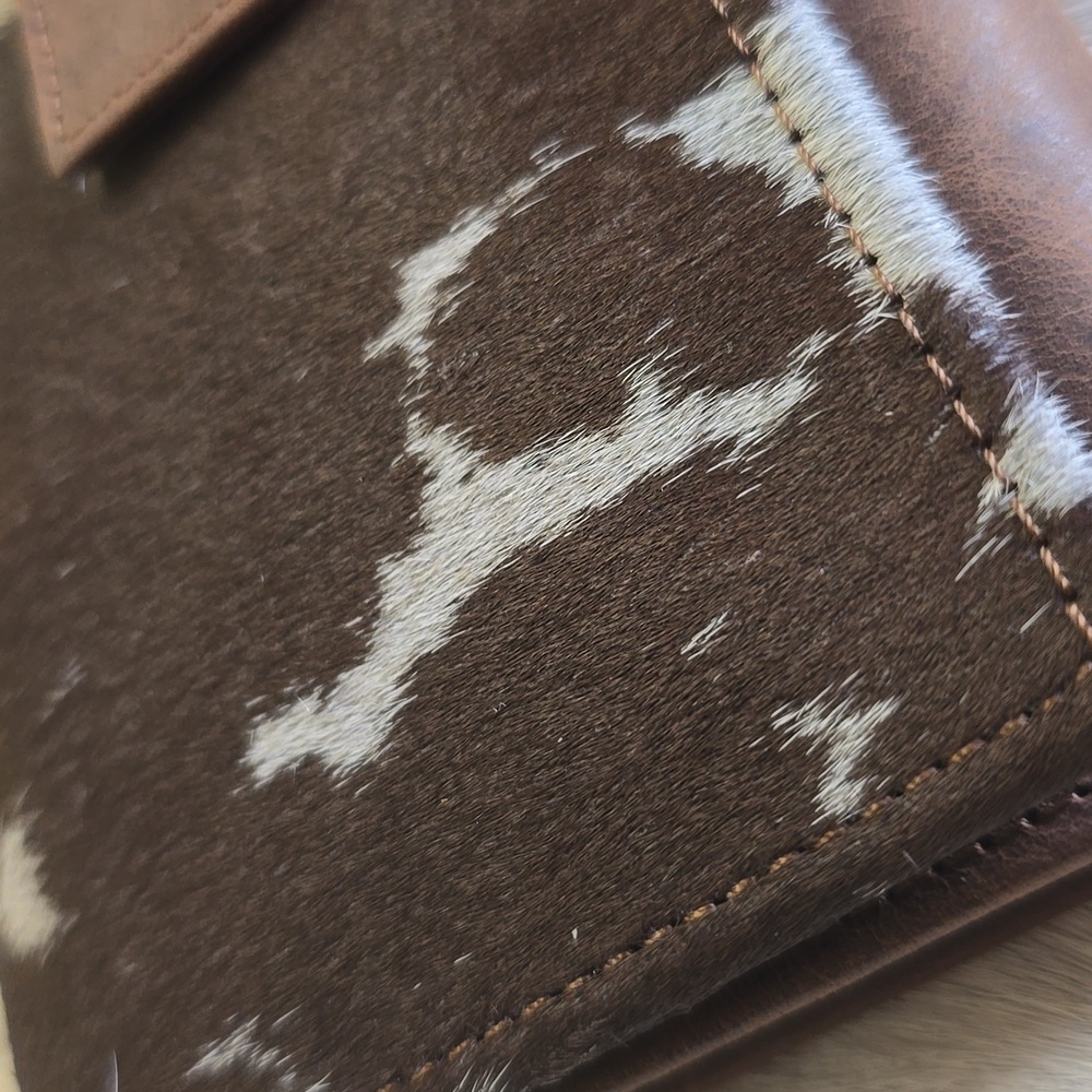 Cowhide Leather Wallet - Picture 11 of 13